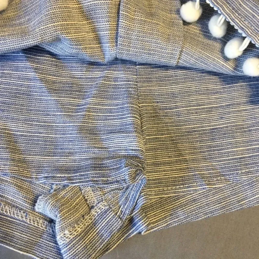Line + Dot‎ small blue shorts